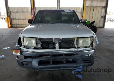 2000 Nissan Frontier Xe из США, поврежденный, VIN 1N6DD21S8YC323270